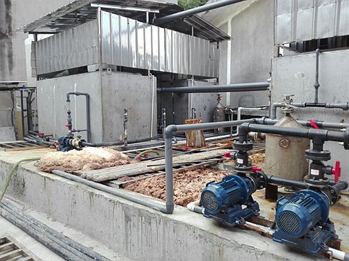 長沙湘麓環(huán)?？萍加邢薰?長沙湘麓臭氧機,長沙食品廠臭氧消毒機,長沙臭氧發(fā)生器,污水處理臭氧設備